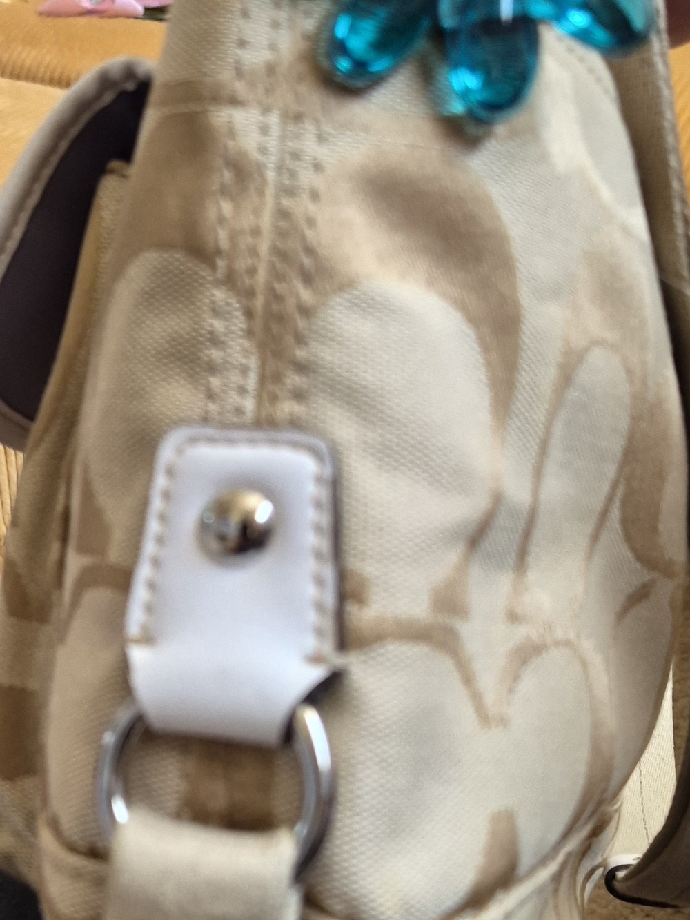 Coach Daisy Kyra  Signature Crossbody Bag W/Jacquard Canvas & White Leather Trim - Picture 10 of 13